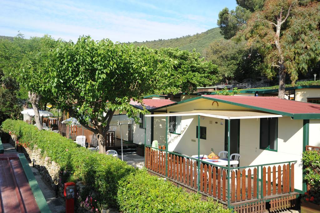 Camping Village Scaglieri Portoferraio Eksteriør billede