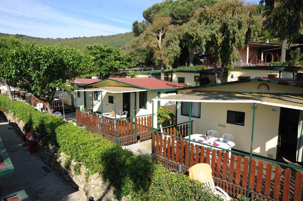 Camping Village Scaglieri Portoferraio Eksteriør billede